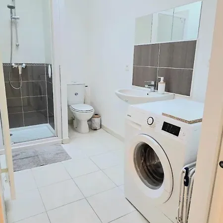 Le Du Voyageur, Wifi, Gare Apartment